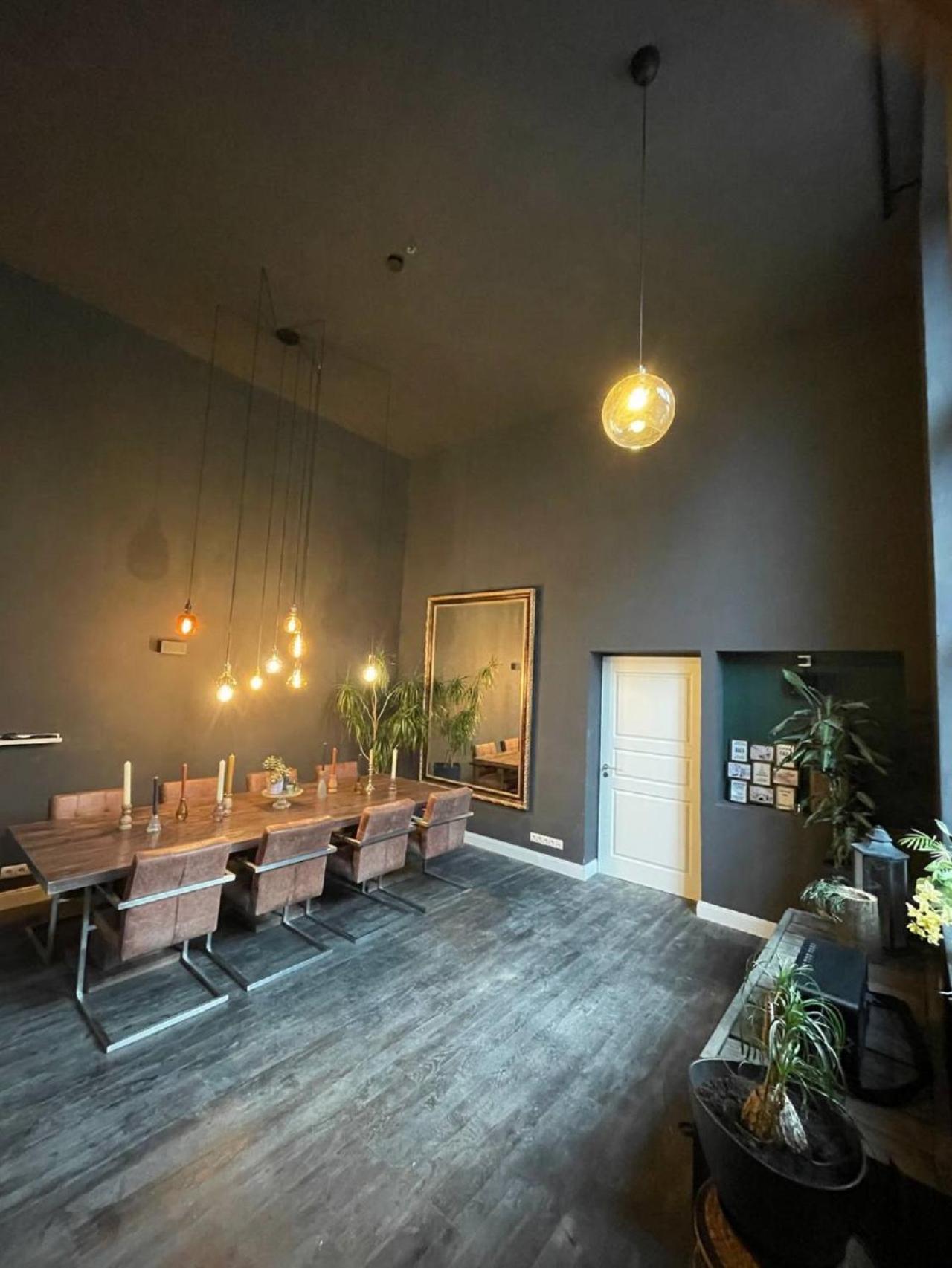 Bahnhofsromantik Trifft Luxus - Alter Bahnhof Von Kruft Bagian luar foto